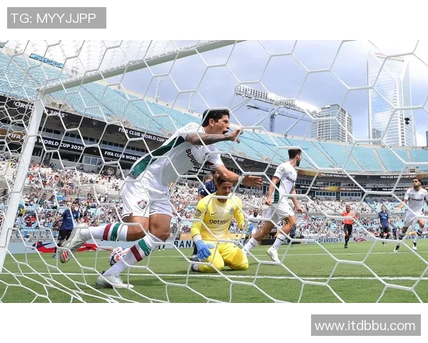 足球明星精彩射门集锦高清视频回顾尽享足球魅力与激情瞬间